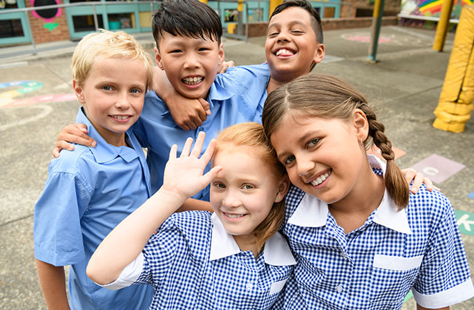 https://ayanaestate.com.au/wp-content/uploads/2023/06/Walking-Distance-to-Schools.jpg